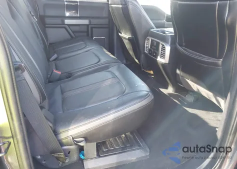 2015 Ford F-250 Xlt z USA, uszkodzony, nr VIN 1FT7W2BT7FEA80070